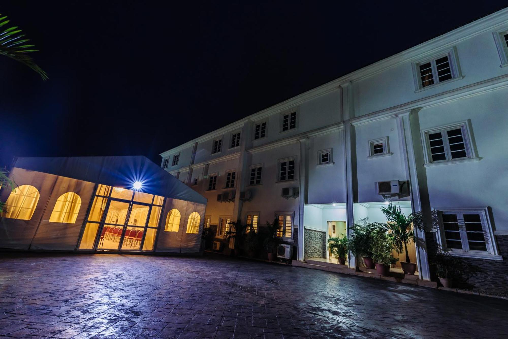Tranquil Mews Hotel Jabi Ngoại thất bức ảnh
